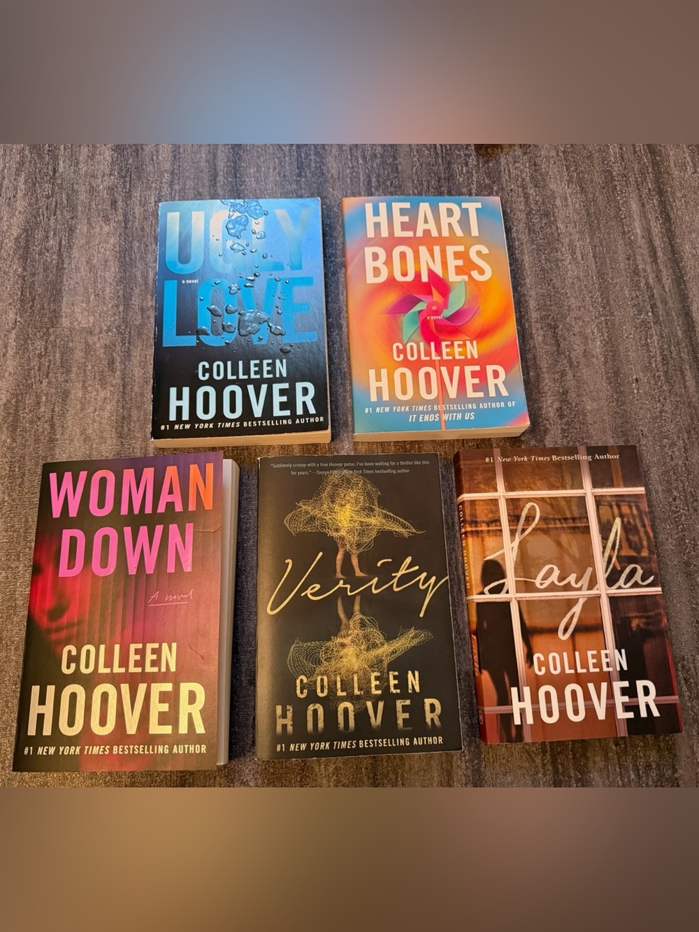 5-pack Colleen Hoover paperback books